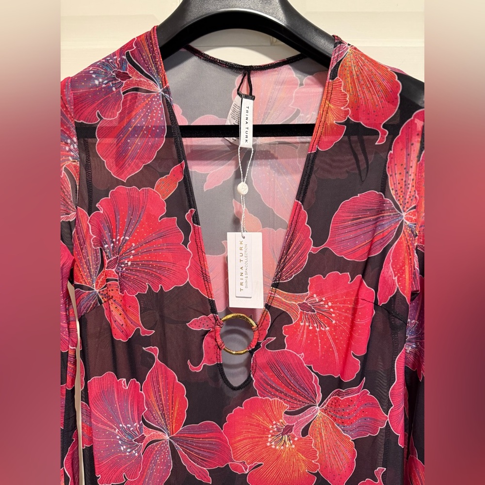Trina Turk NWT Size Medium Classic Trina Floral Pink Black Beach Maxi Coverup - Picture 6 of 13